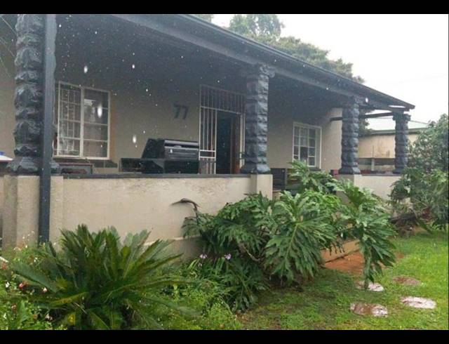 3 BEDROOM HOUSE FOR SALE IN FLORENTIA